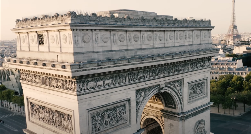 Arc de triomphe in Paris