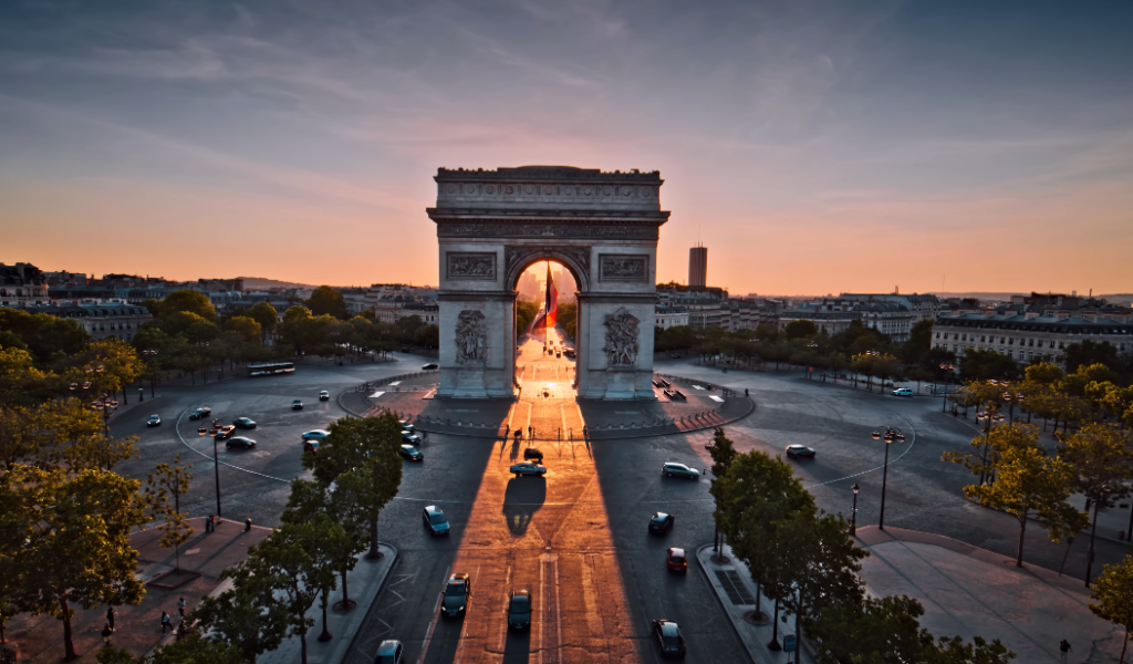 Eiffel Tower Tour in Paris